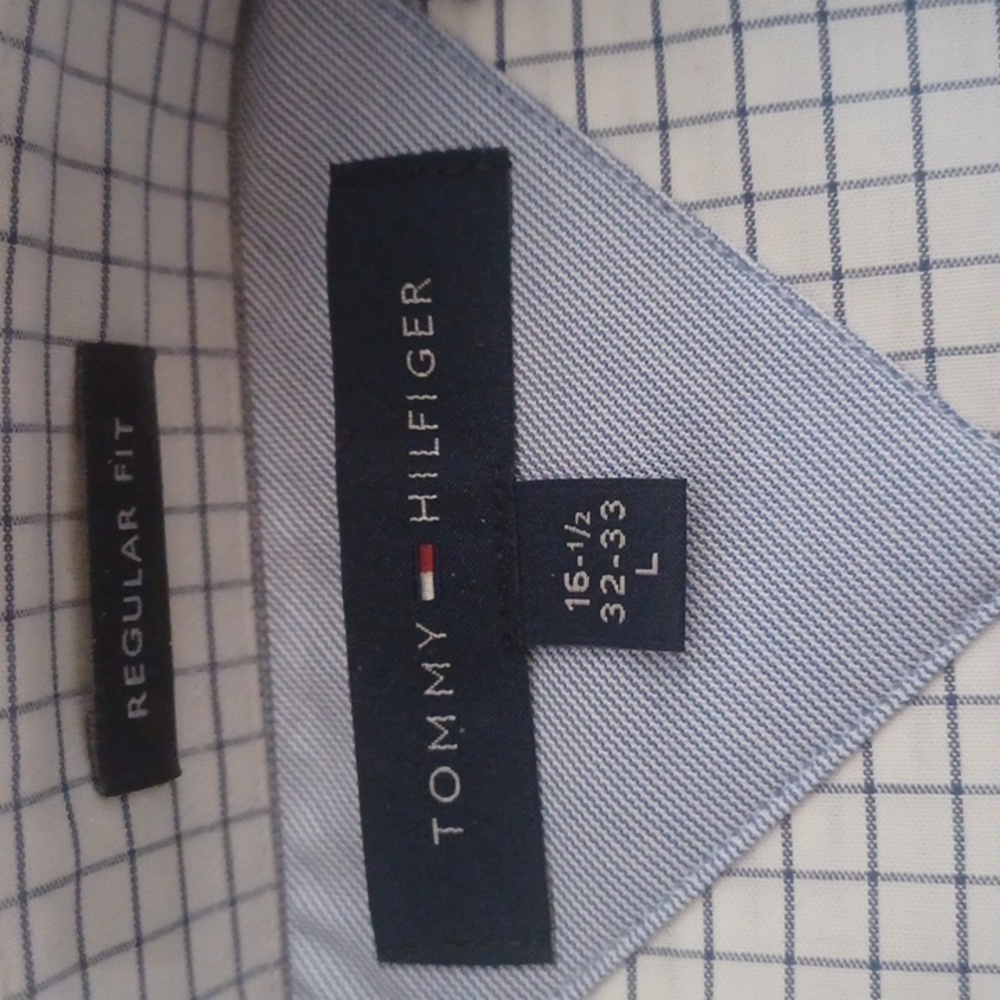 NEW! Tommy Hilfiger regular fit size large (32-33) - Picture 6 of 6